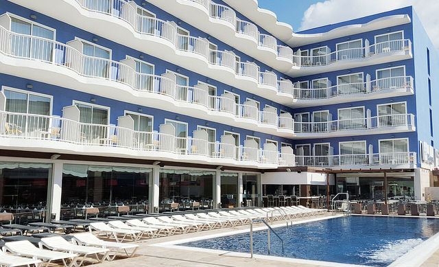 piscinacesaraugustus piscinacesaraugustus